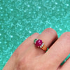 vintage ring met robijn cabochon roze steen en diamant 9k goud