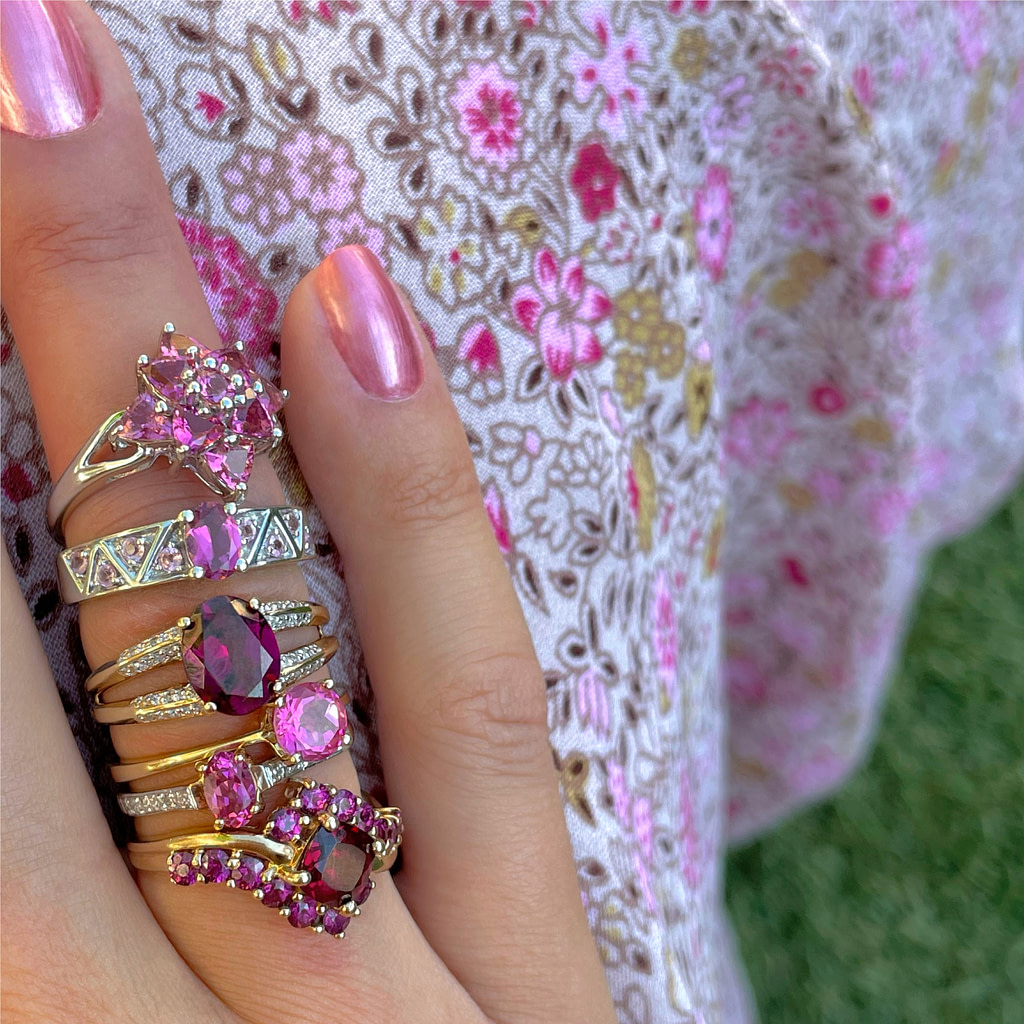 gouden ringen met roze steen topaas en framboos granaat