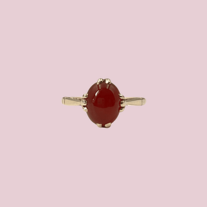 vintage ring met rode amber steen