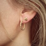 gouden oorbellen bolletjes oorringen van goud bubble hoops