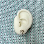 vintage_9k_goud_hart_oorknopjes vintage 9k goud open hart oorknopjes