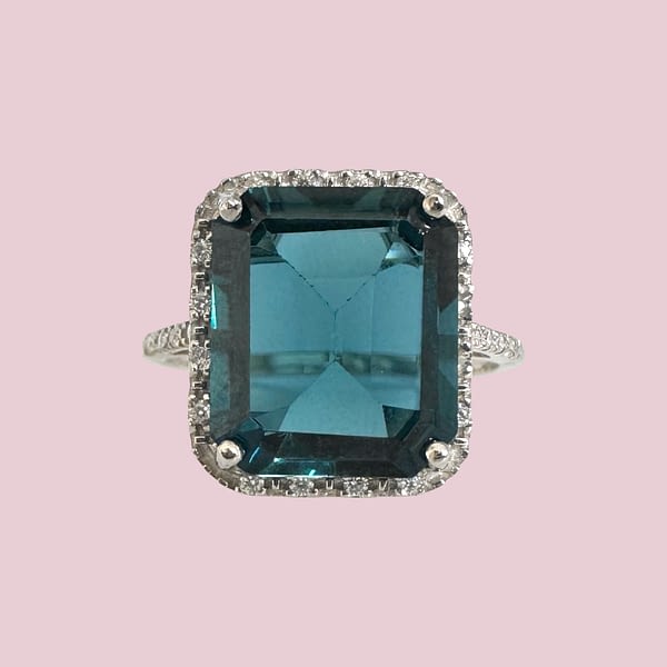 vintage ring met london blue topaz van 10k witgoud