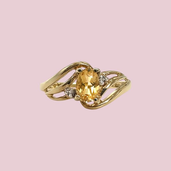 vintage ring met gele saffier en diamant 9 karaat goud