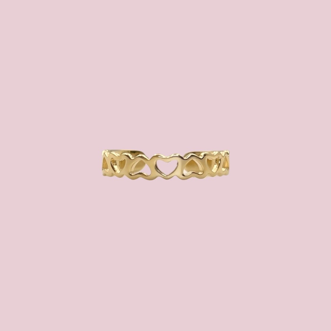 teenring goud met hartjes opengewerkt