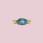 vintage ring topaas lichtblauw 9k goud