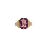 vintage gouden ring met paarse steen rechthoekig goud