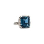 vintage ring london blue topaz karaat witgoud