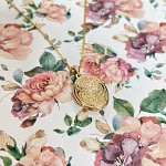 medaillon bloem gravure ovaal hanger bedel goud 9k