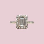 gouden halo ring zirkonia met rechthoekige steen cz