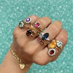 vintage ringen met gekleurde edelstenen