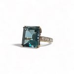 vintage ring london blue topaas 9 karaat goud