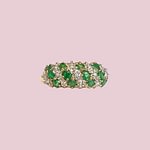 vintage ring met diamant en smaragd pavé