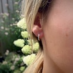 diamant oorbellen 9k goud huggies