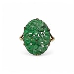 antieke ring met gekerfde groene jade van 9kt goud