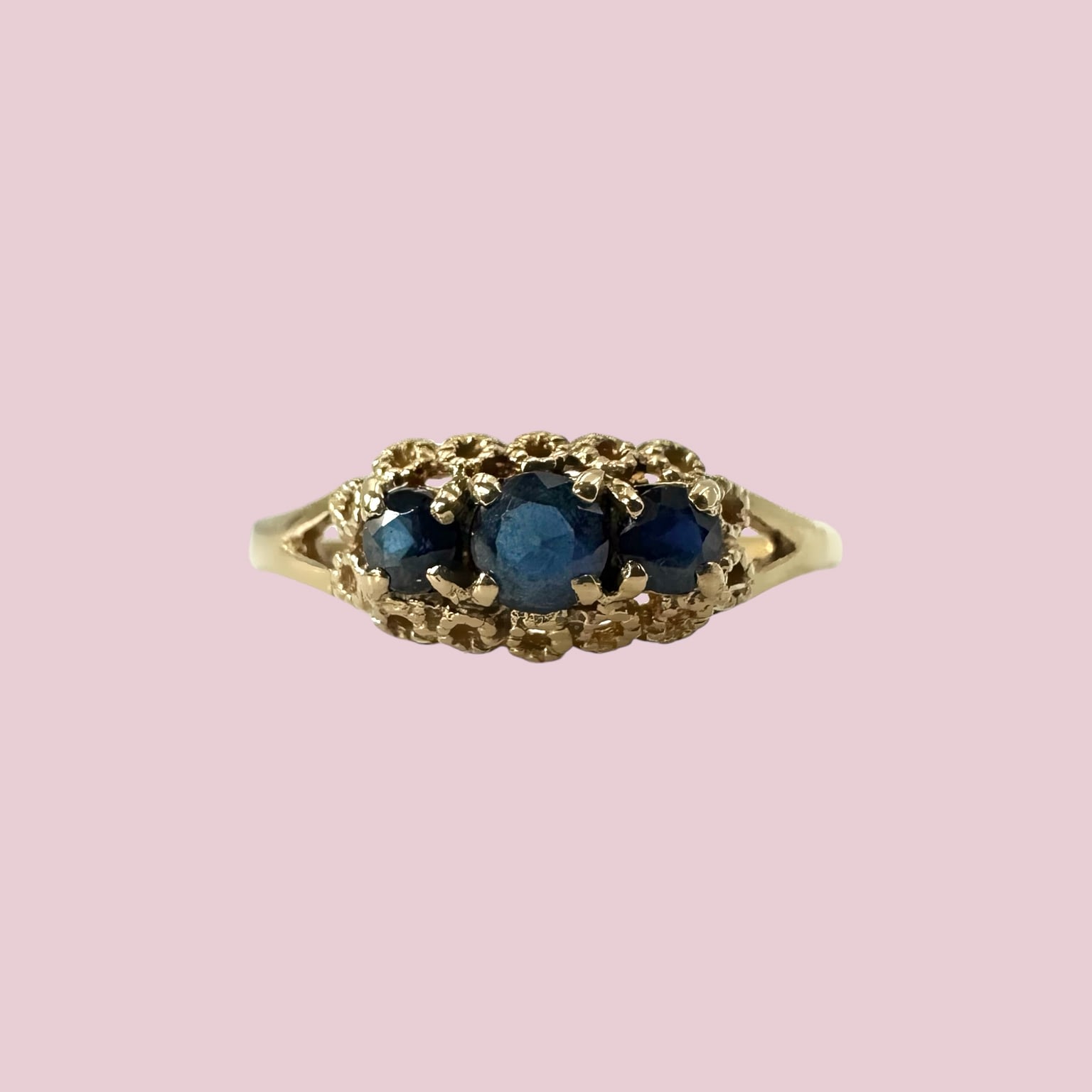 vintage ring saffier trilogie 9k