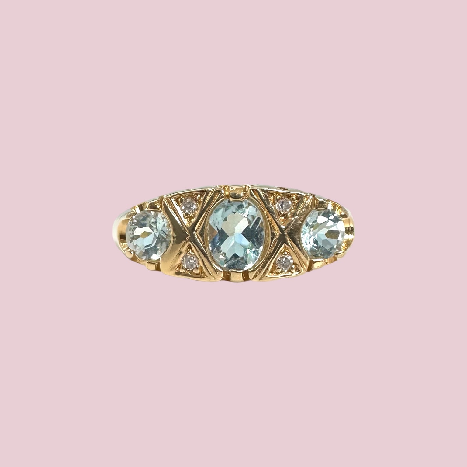 vintage trilogie ring topaas en diamant