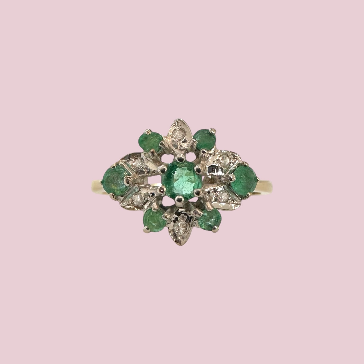 vintage gouden ring met smaragd en diamant bloem cluster