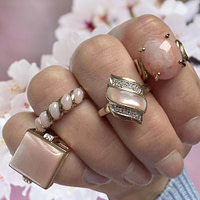 vintage roze ringen met roze stenen parelmoer en rozenkwarts