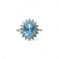 witgouden entourage ring lichtblauw cz zirkonia