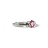 witgouden ring saffier roze en diamant solitair