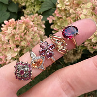 vintage ringen met roze steen en gele steen van sieradenmeisje