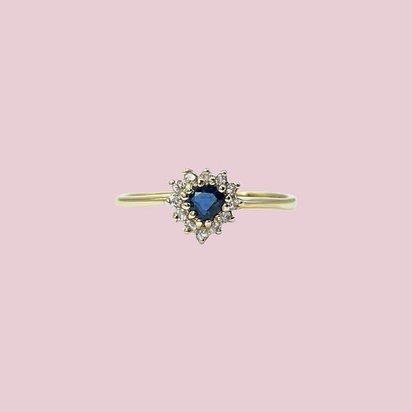 gouden ring met hartje van saffier en diamant cluster vintage