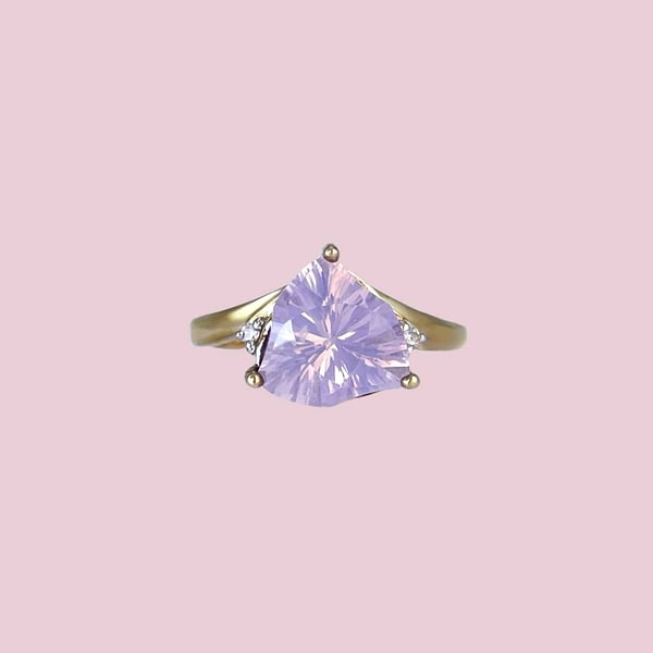 vintage ring lila steen driehoekig kwarts en diamant