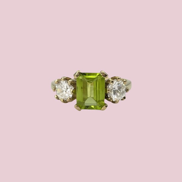 vintage peridoot ring rechthoekig gouden trilogie