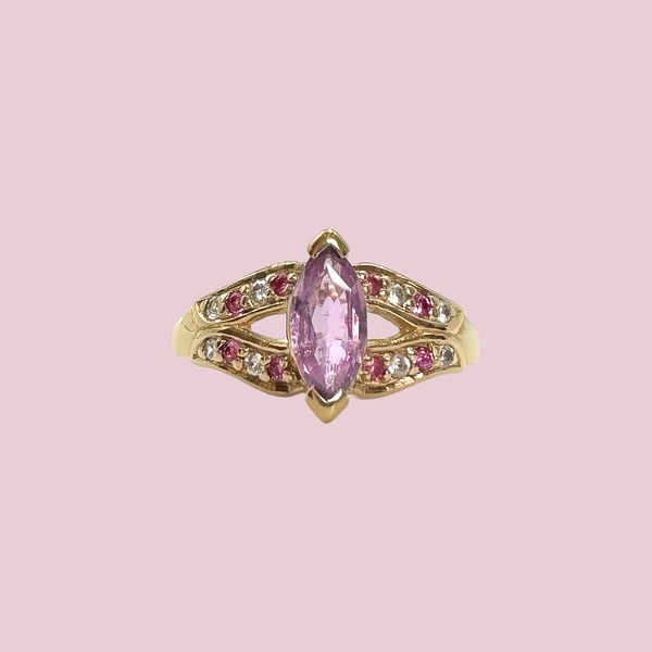 vintage ring paarse saffier markies geslepen
