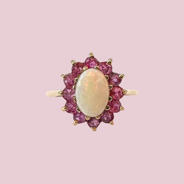 vintage ring opaal en robijn cluster