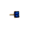 gouden ring met blauwe spinel rechthoek