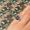 vintage ring blauwe edelsteen hoekig