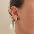 smaragd en zirkonia cluster oorbellen 9 karaat goud