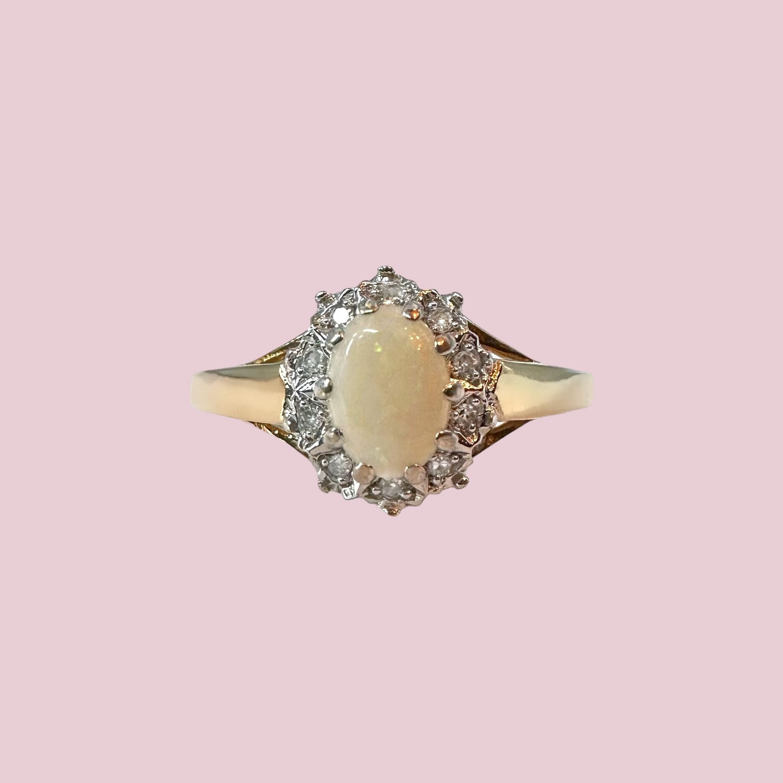 vintage ring opaal en diamant cluster