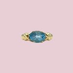 vintage ring topaas lichtblauw 9k goud
