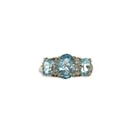 topaas trilogie ring lichtblauw 10 karaat goud