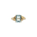 vintage gouden ring met lichtblauwe topaas steen 9k