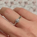 witgouden ring diamant cluster