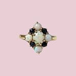 vintage cluster ring opaal en saffier van 9 karaat goud