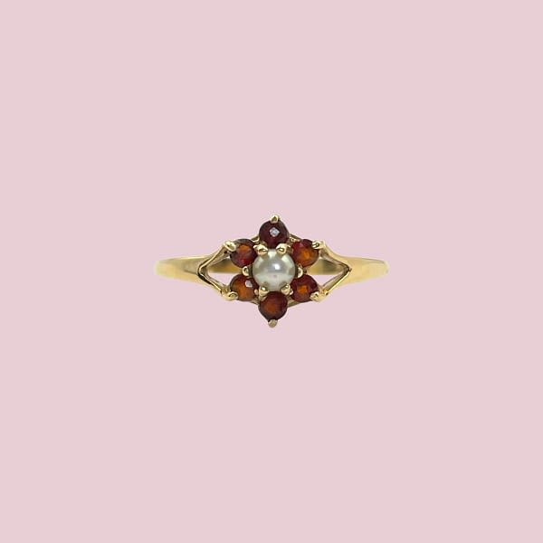 vintage ring granaat en parel bloem