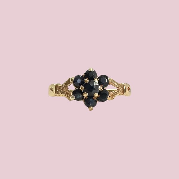 vintage ring saffier cluster bloem