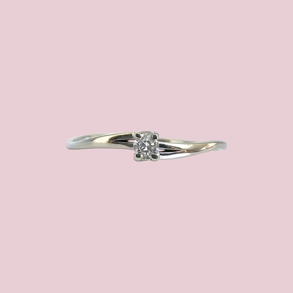 diamant solitair verlovingsring van 9 karaat witgoud